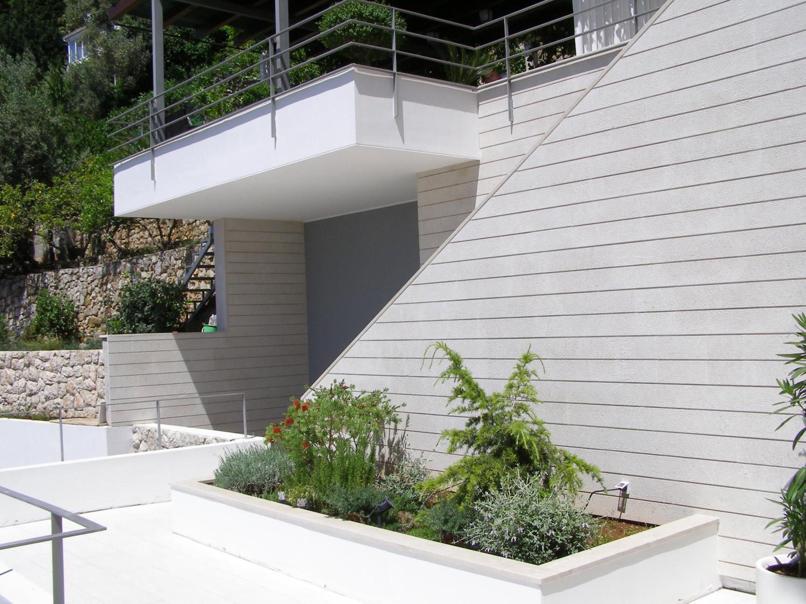 Villa King