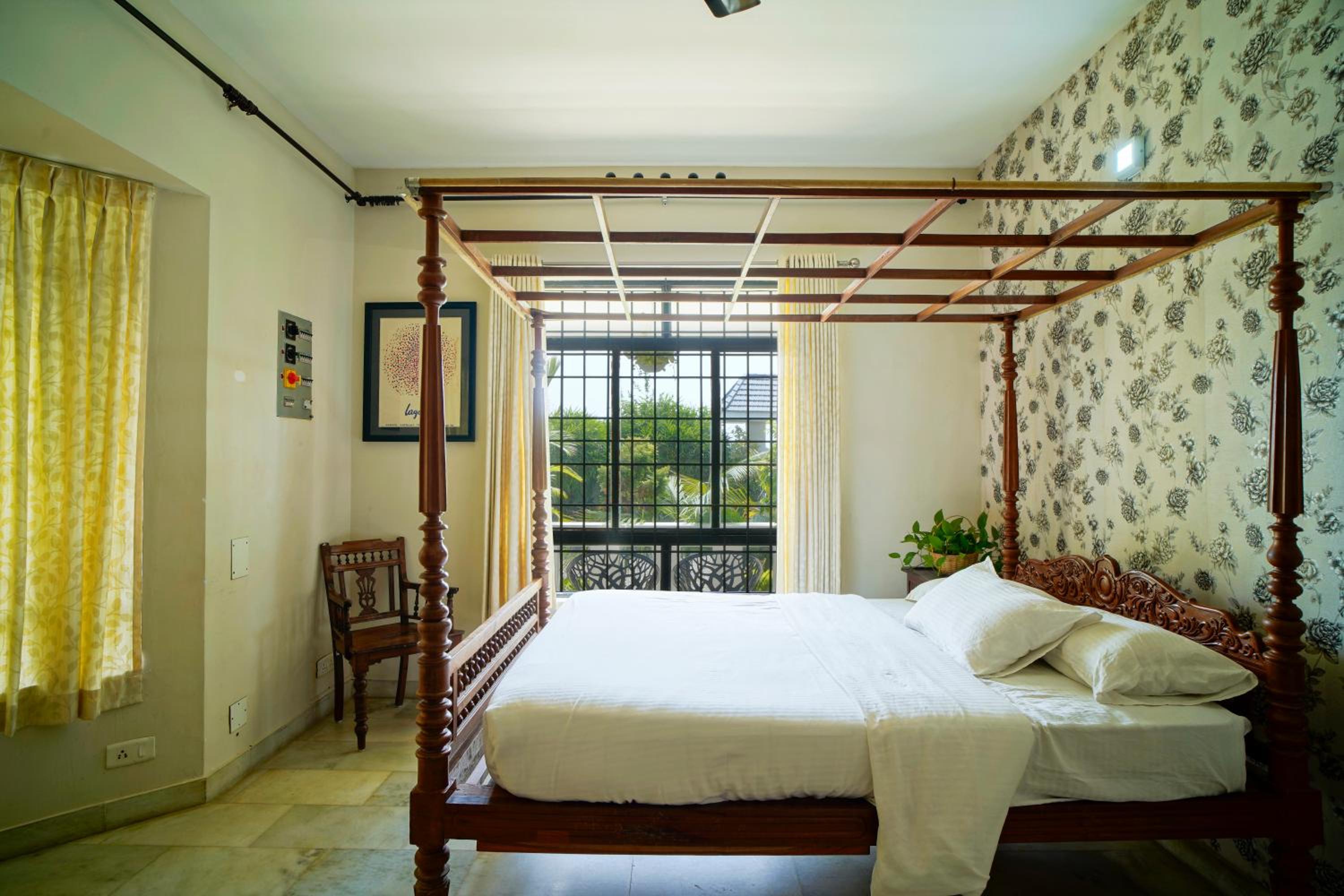 The island house homestay Kochi view 5