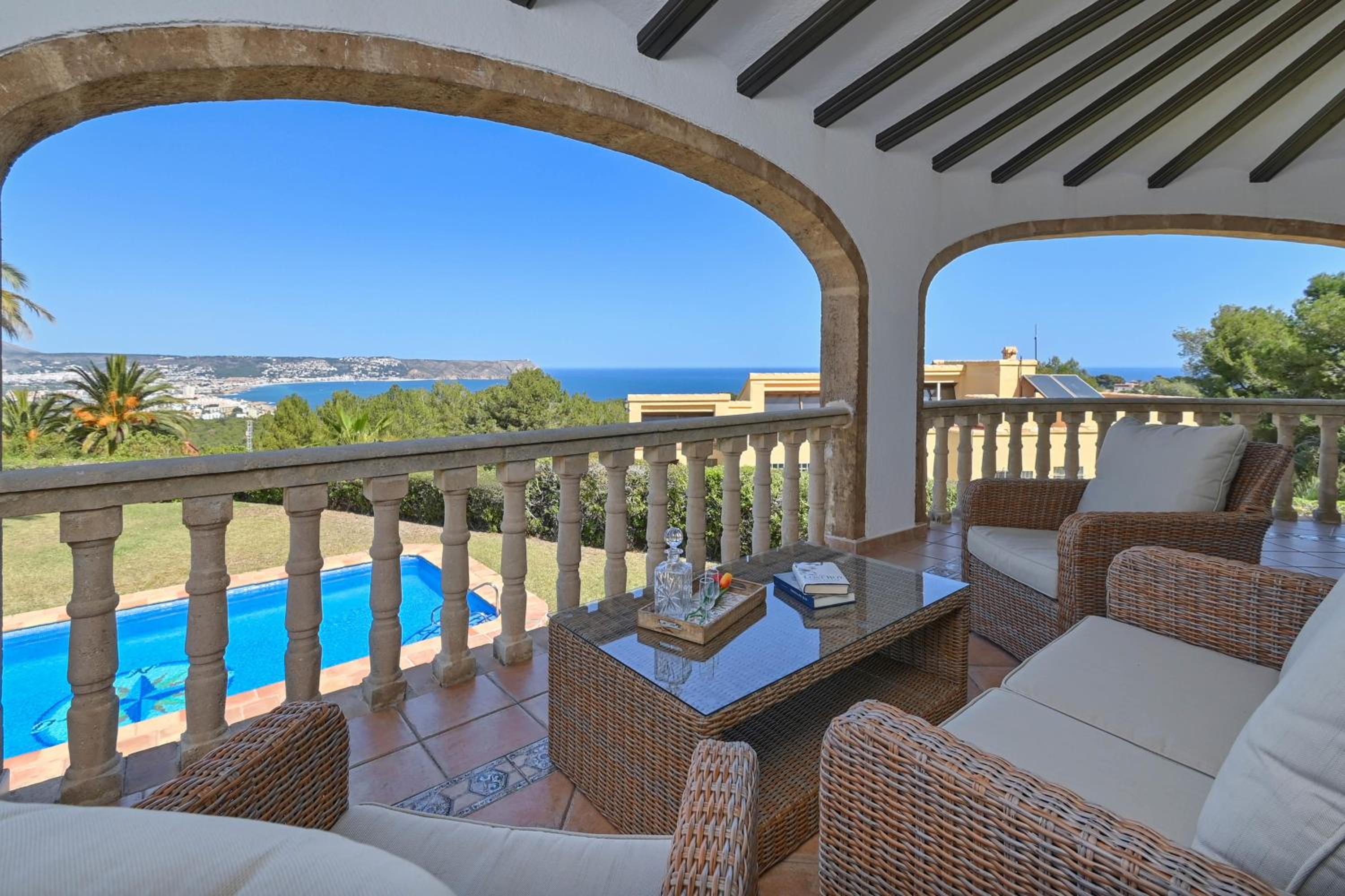 Pastor by Aguilarent photo 2