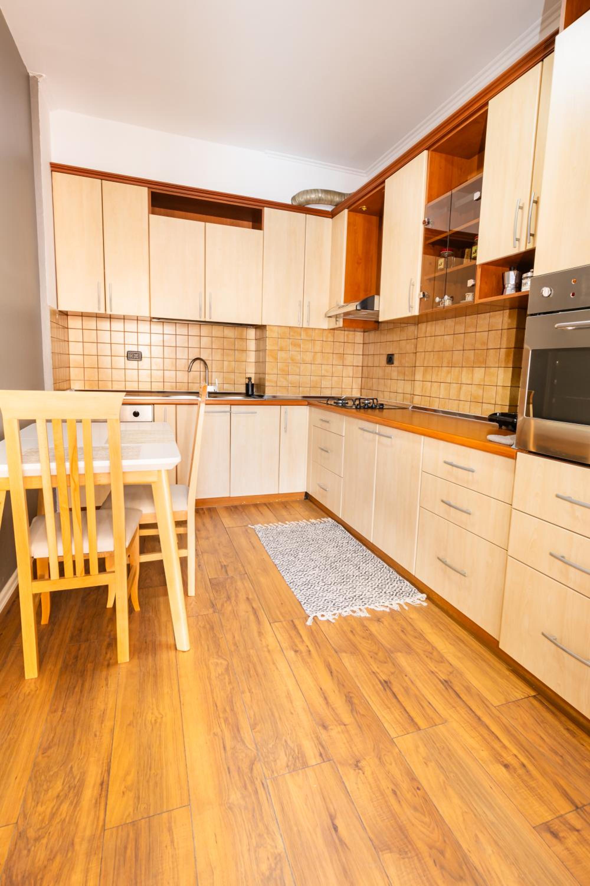 Central Cane Apartment
