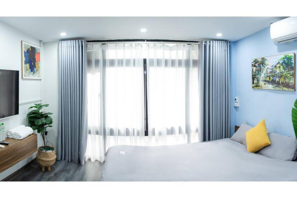 3 bedroom- Hoan Kiem Lake- Best location