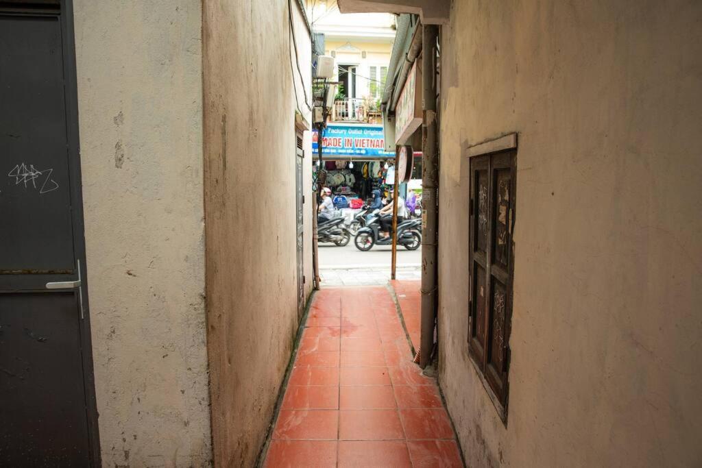 3 bedroom- Hoan Kiem Lake- Best location