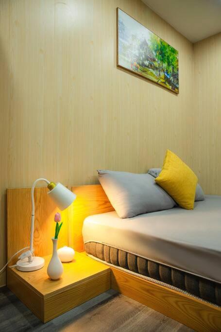 3 bedroom- Hoan Kiem Lake- Best location