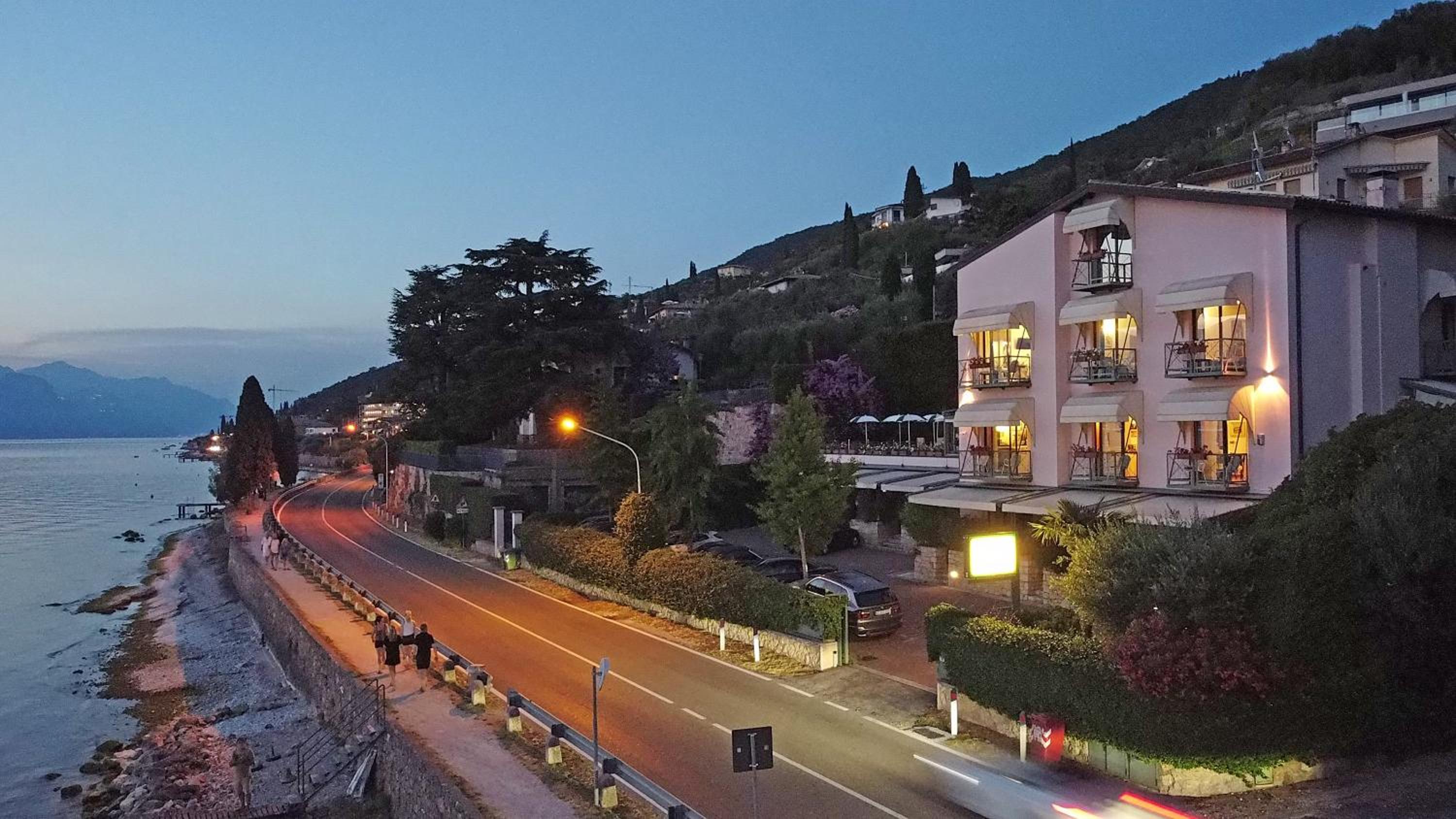 Photo 71