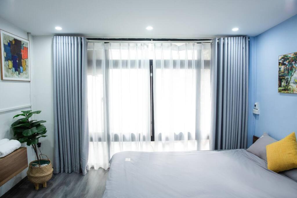 3 bedroom- Hoan Kiem Lake- Best location