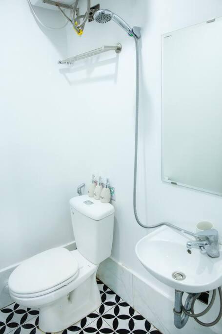 3 bedroom- Hoan Kiem Lake- Best location