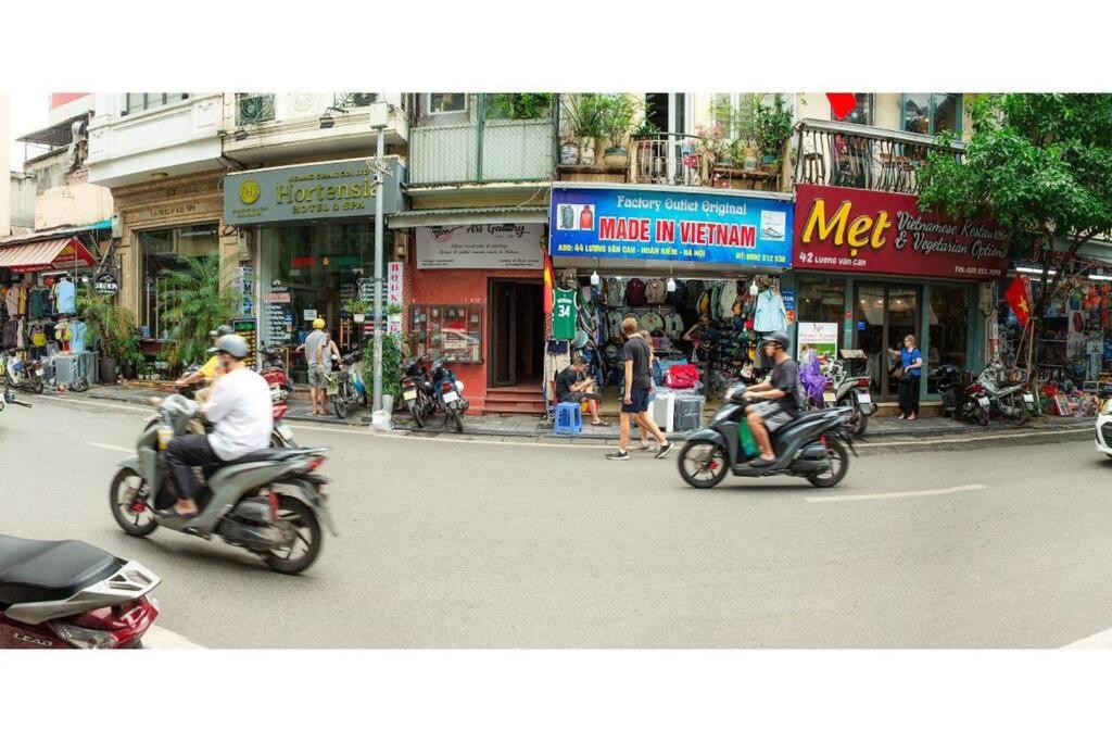 3 bedroom- Hoan Kiem Lake- Best location