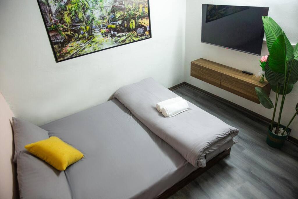 3 bedroom- Hoan Kiem Lake- Best location