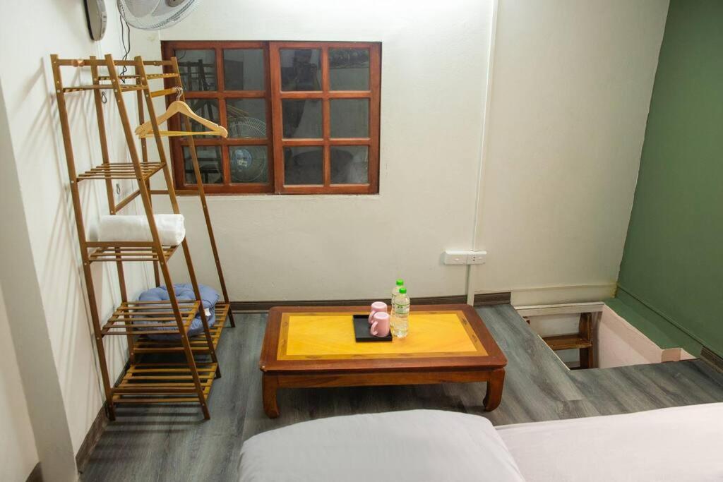 3 bedroom- Hoan Kiem Lake- Best location