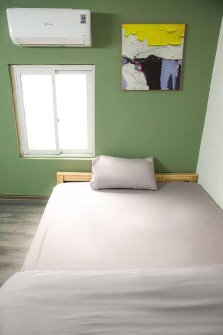 3 bedroom- Hoan Kiem Lake- Best location