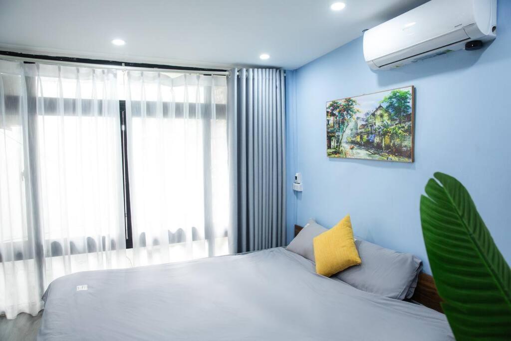 3 bedroom- Hoan Kiem Lake- Best location