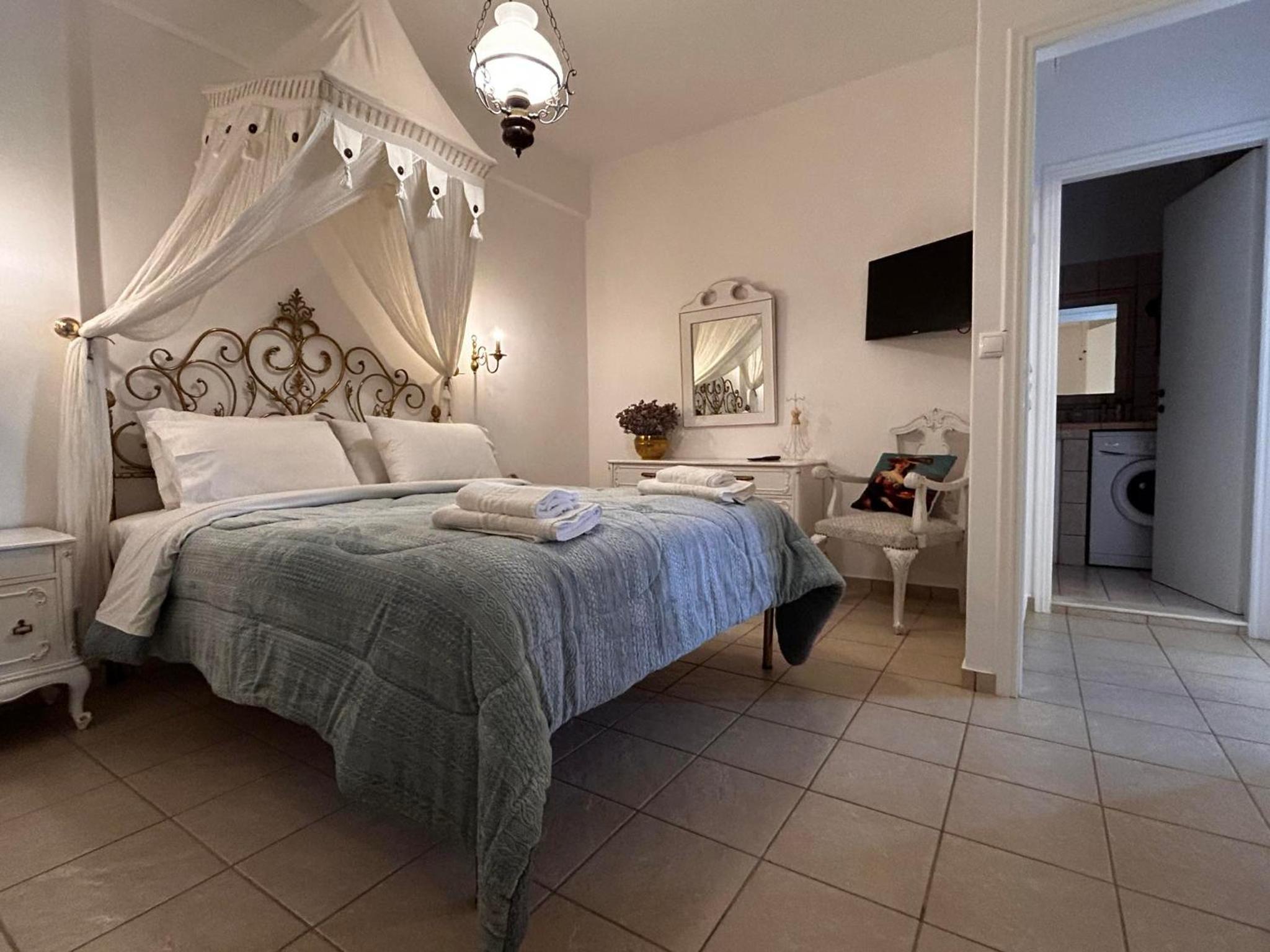 Exilze House Beachfront Kionia