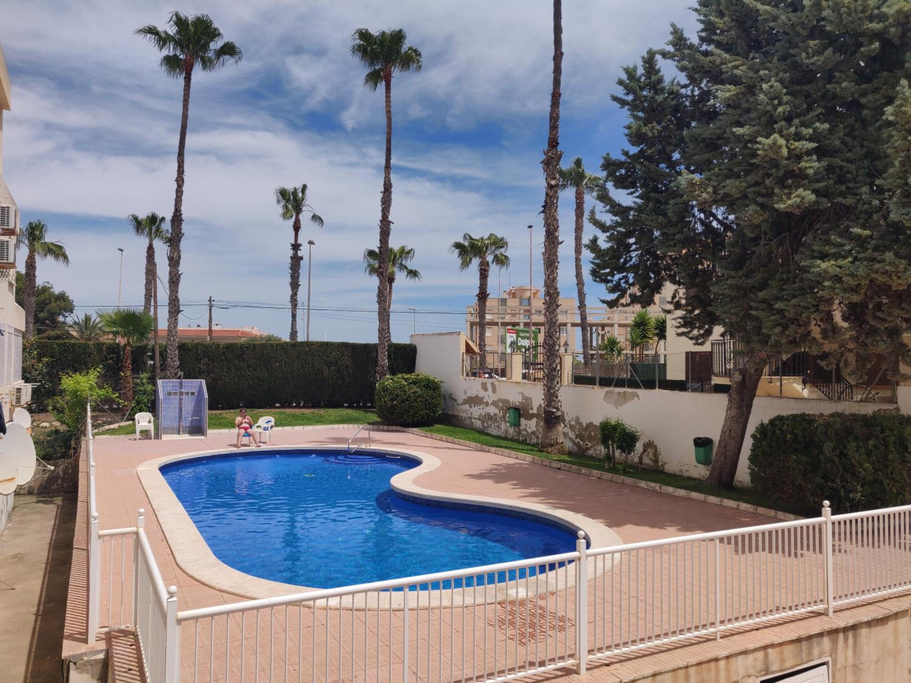 Apartamentos Soleados cerca de la playa La Mata