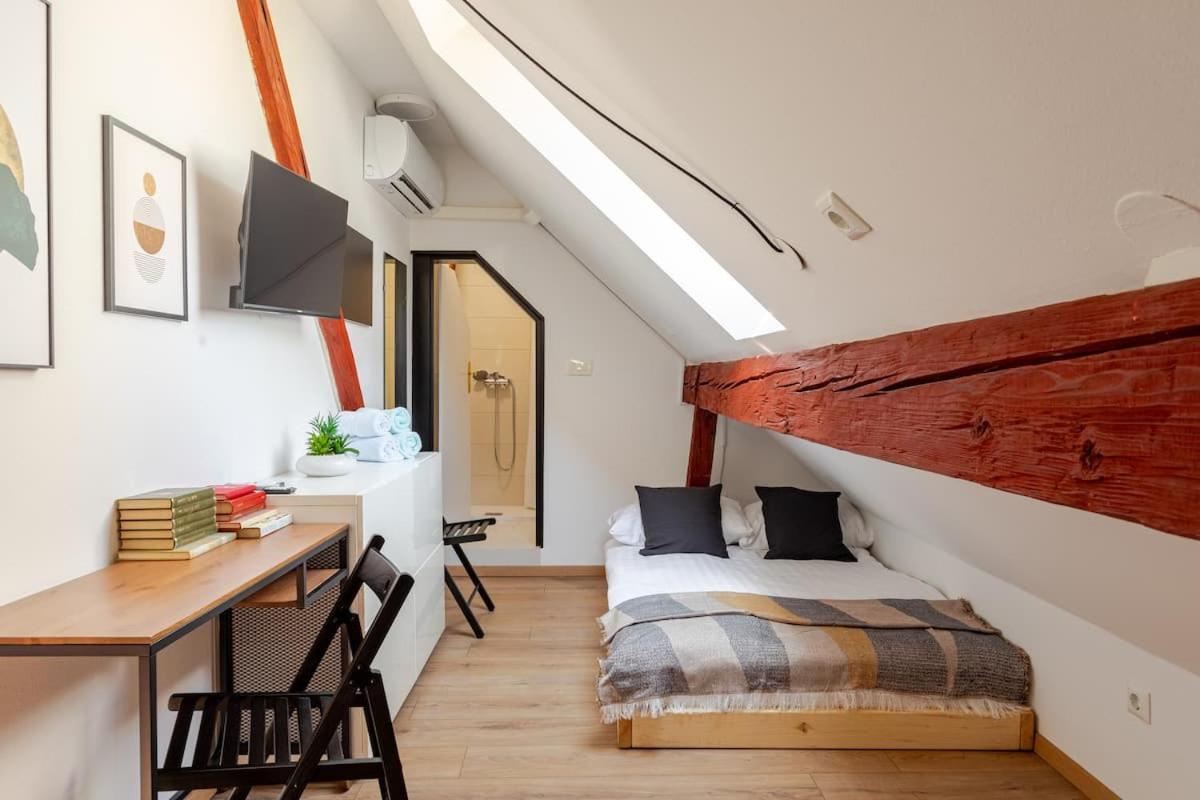 Stylish Loft In The Hearth Of Historic Centre