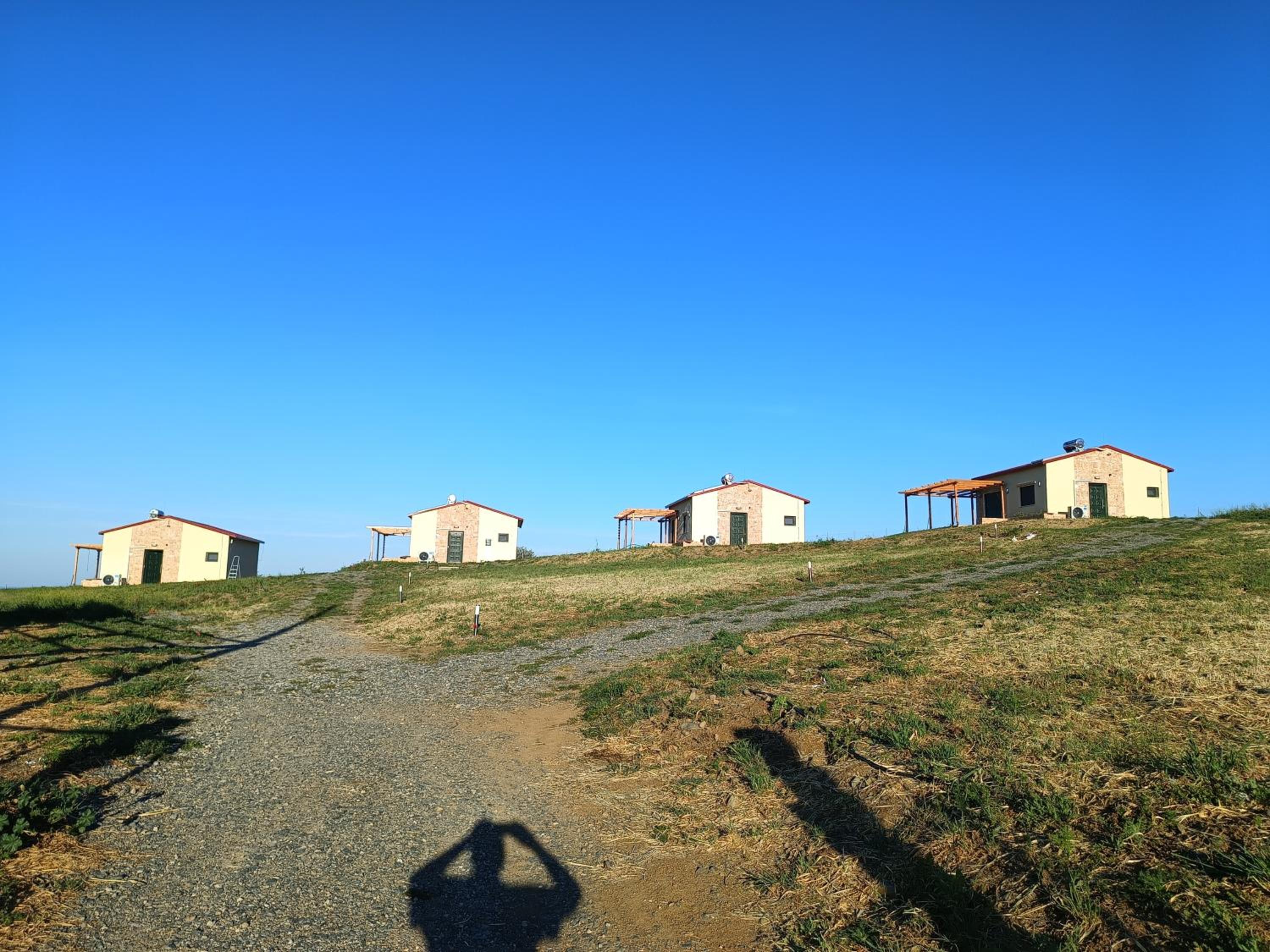 Pezoulia Cottages