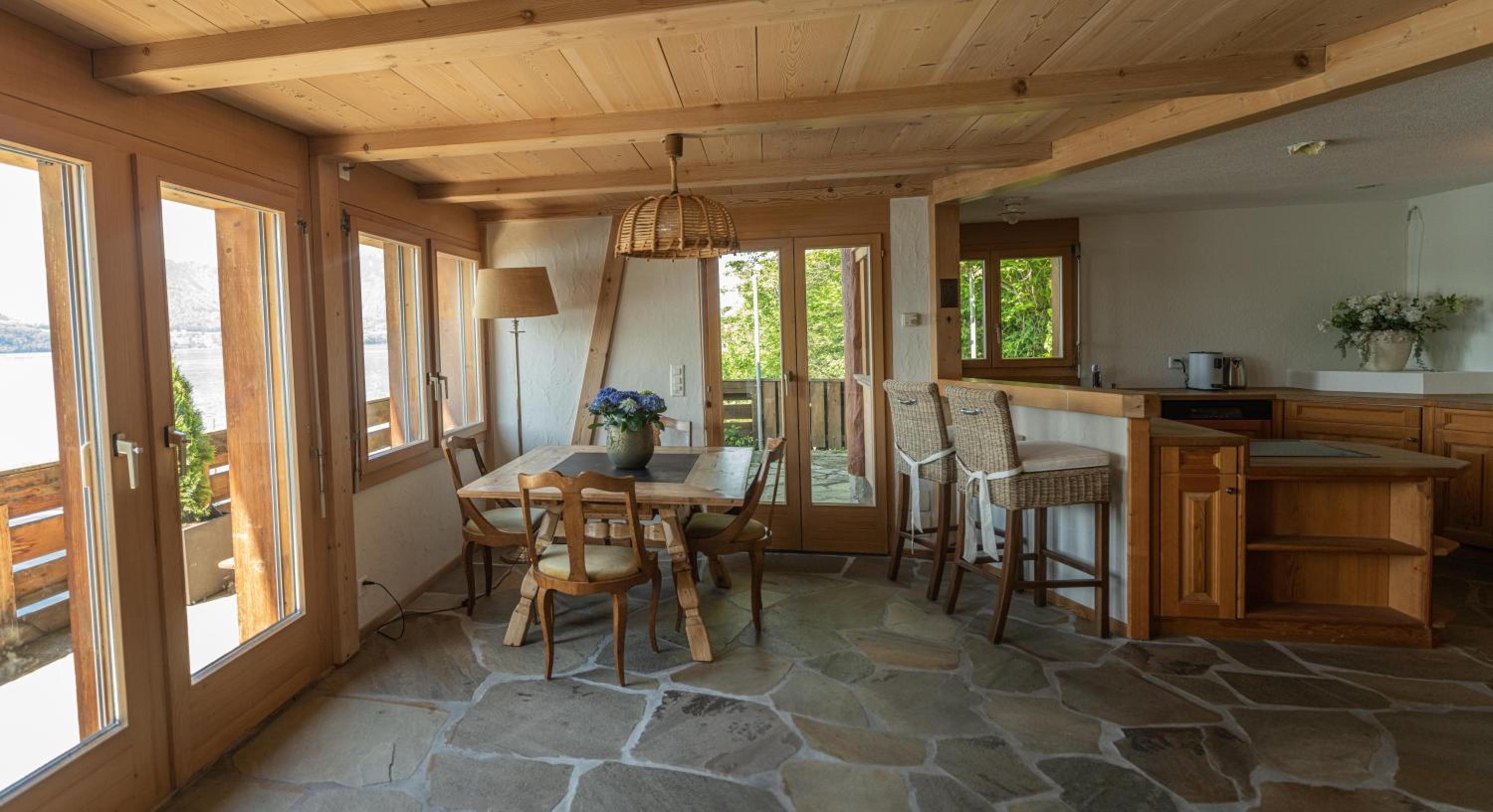 Lakeside Chalet with Panorama View