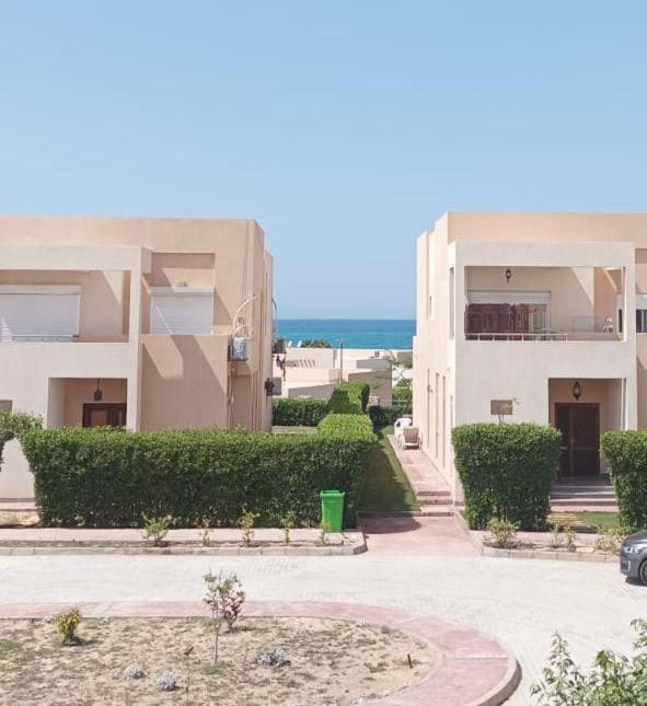 Musta Standalone villa