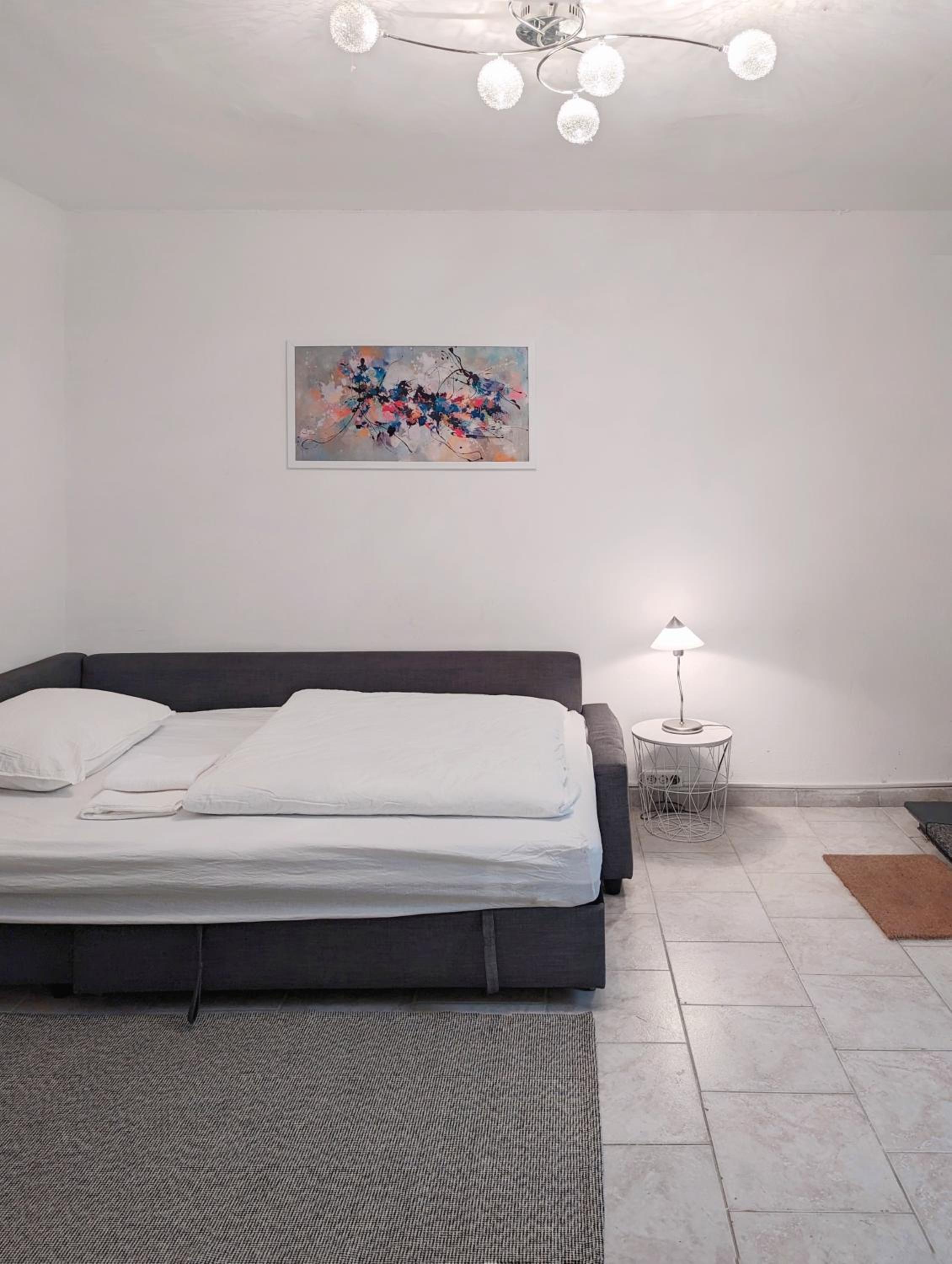 Tiergarten: Central, spacious, beautiful designed 2-BR Apt near park