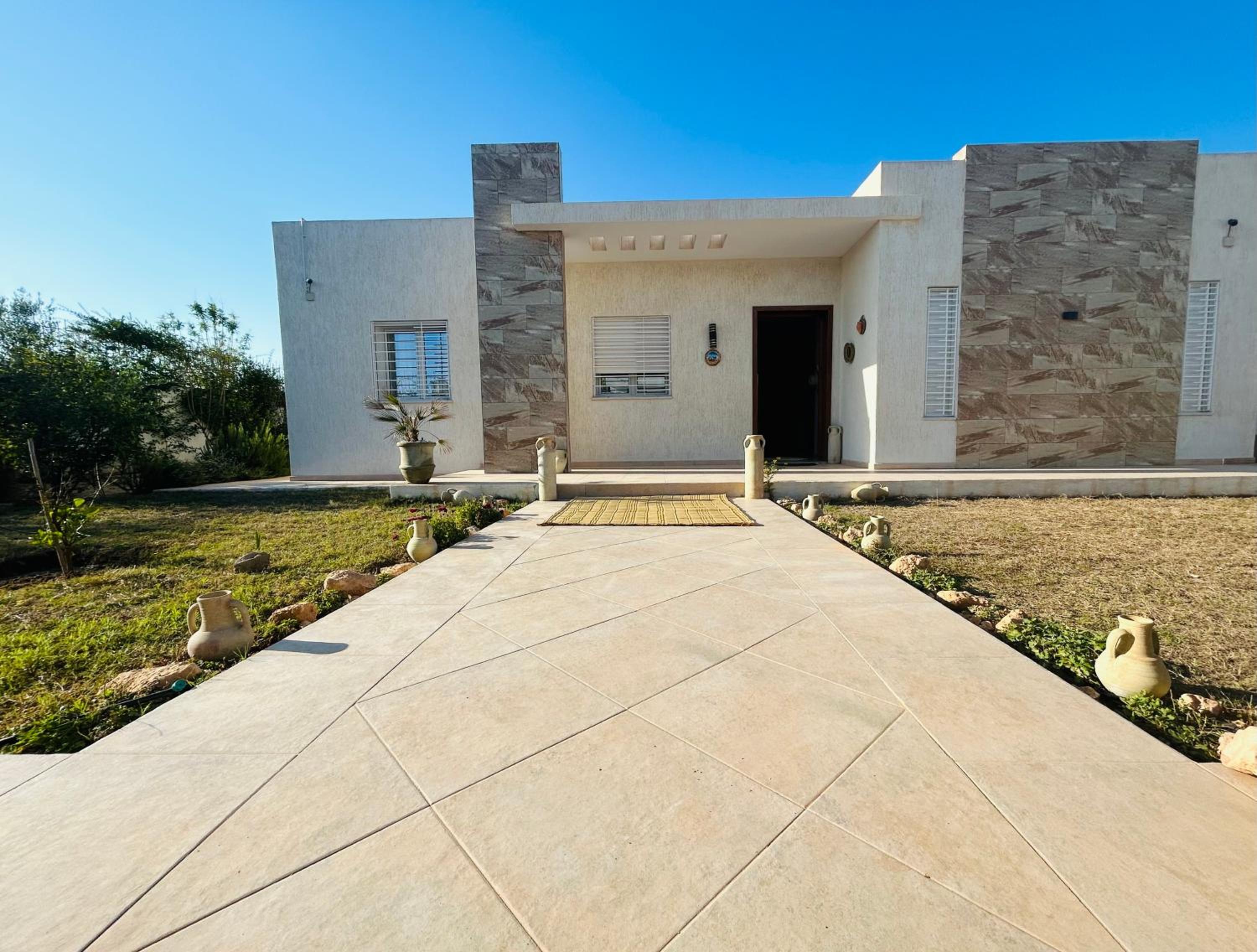 Villa Shams - with Pool view 3