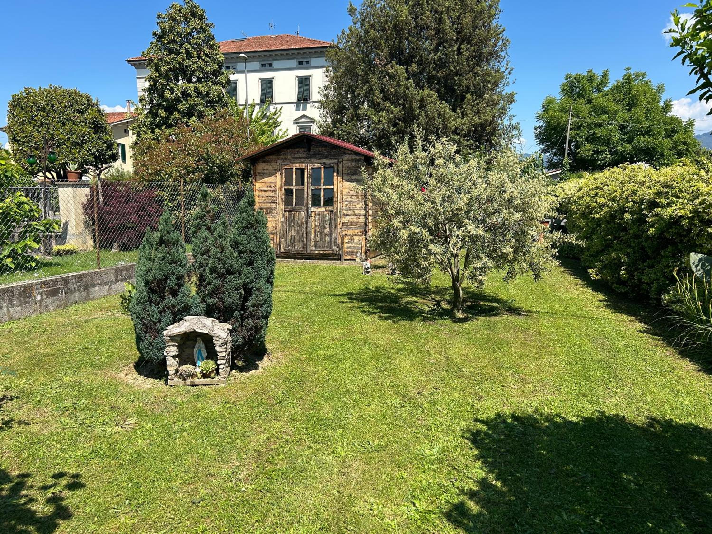 Photo 16