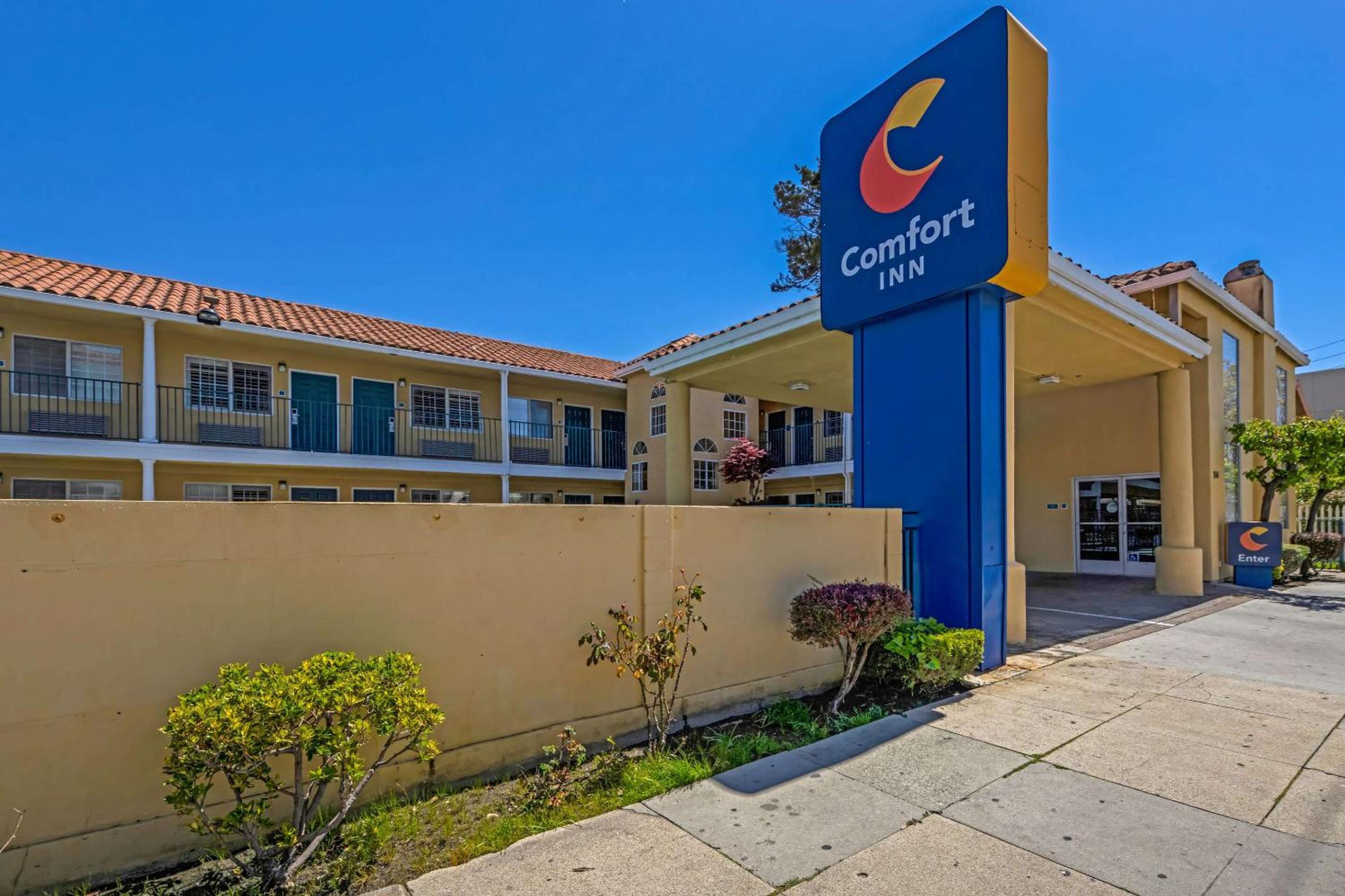 Hotel Comfort Inn Boardwalk - Image 1