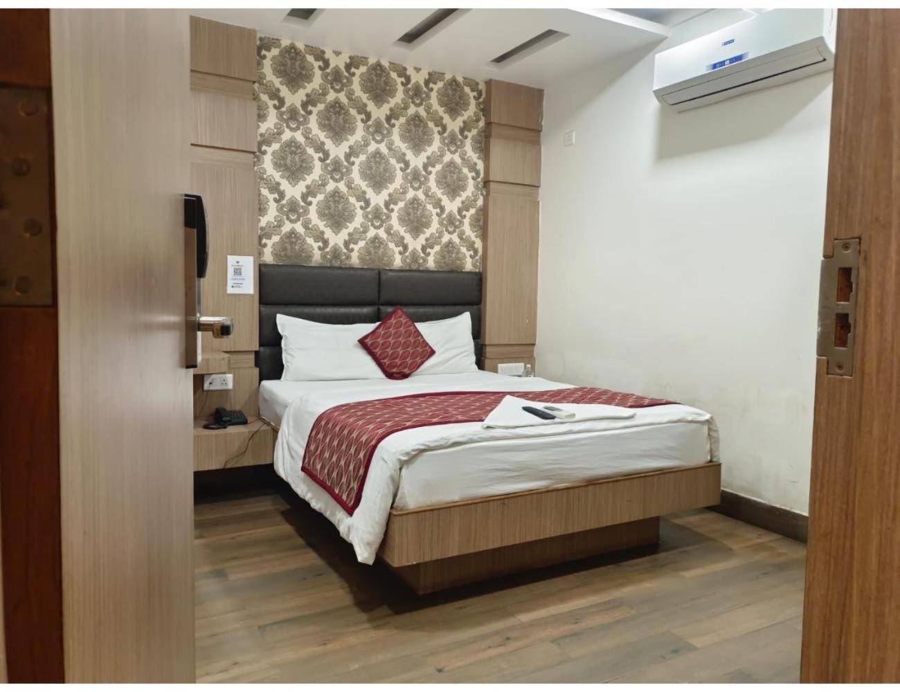 Hotel Pride inn, Prayagraj