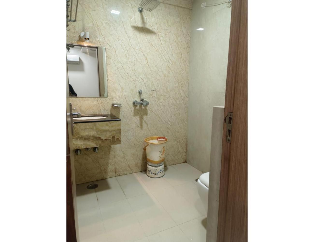 Hotel Pride inn, Prayagraj