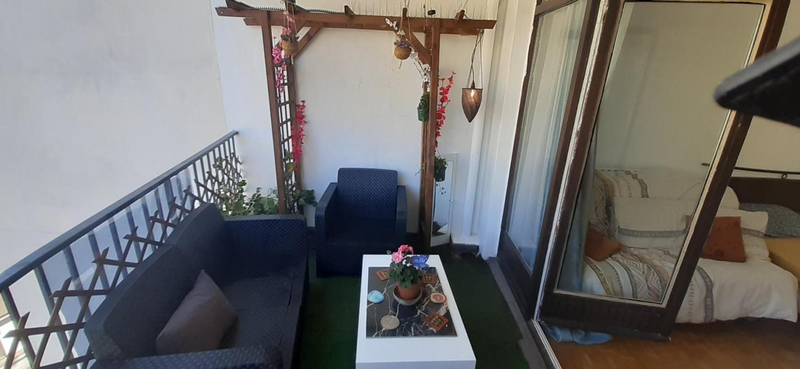 Chambre pour 4 chez Rihani près de la Tour Eiffel