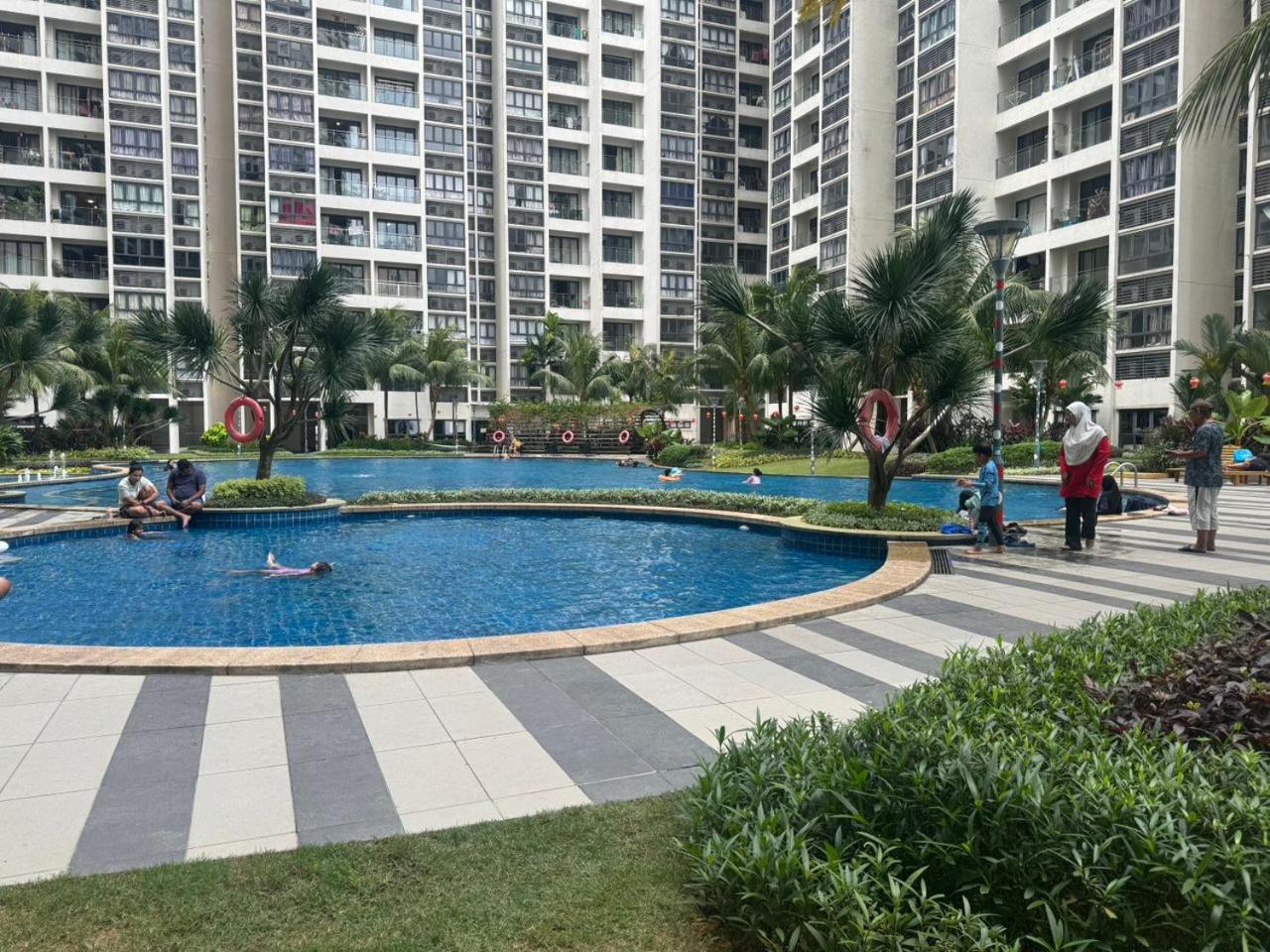 JB City Danga Bay-CG Shopping Mall Apartment