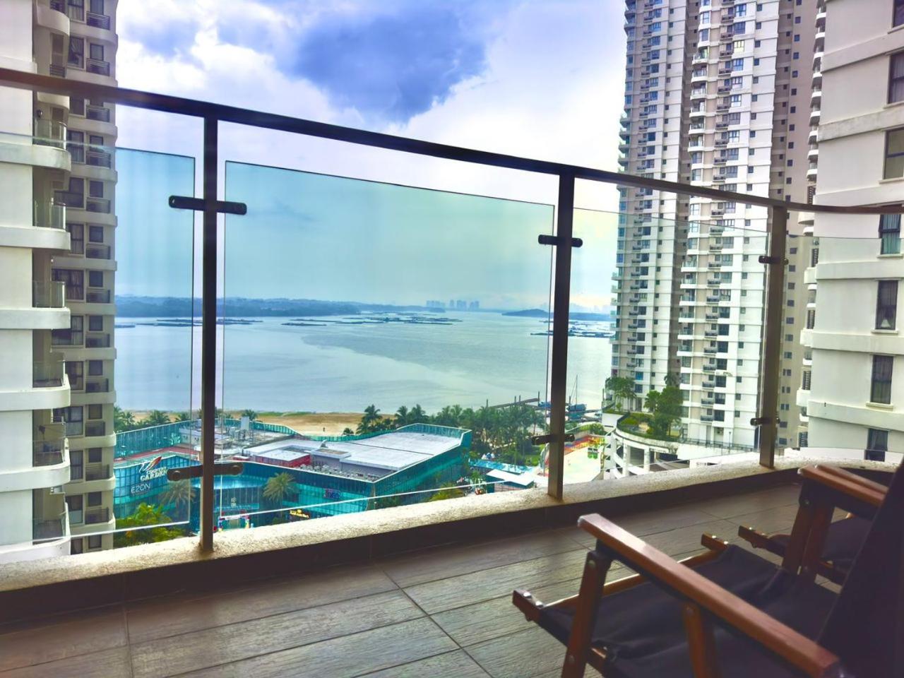 JB City Danga Bay-CG Shopping Mall Apartment