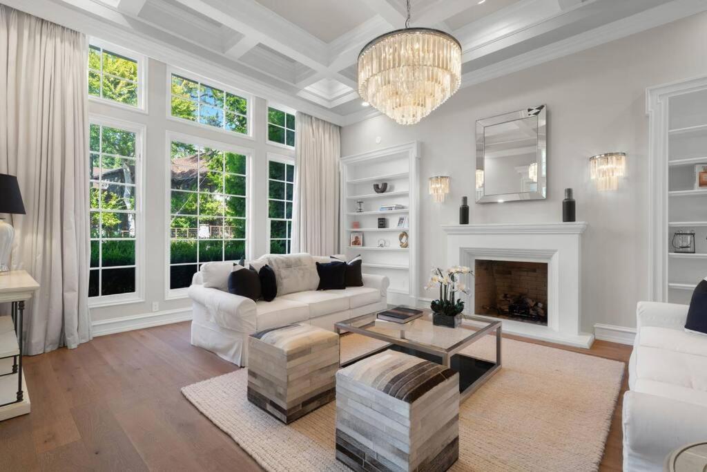 NEW Stunning Hollywood Hills Mansion with Pool and Views