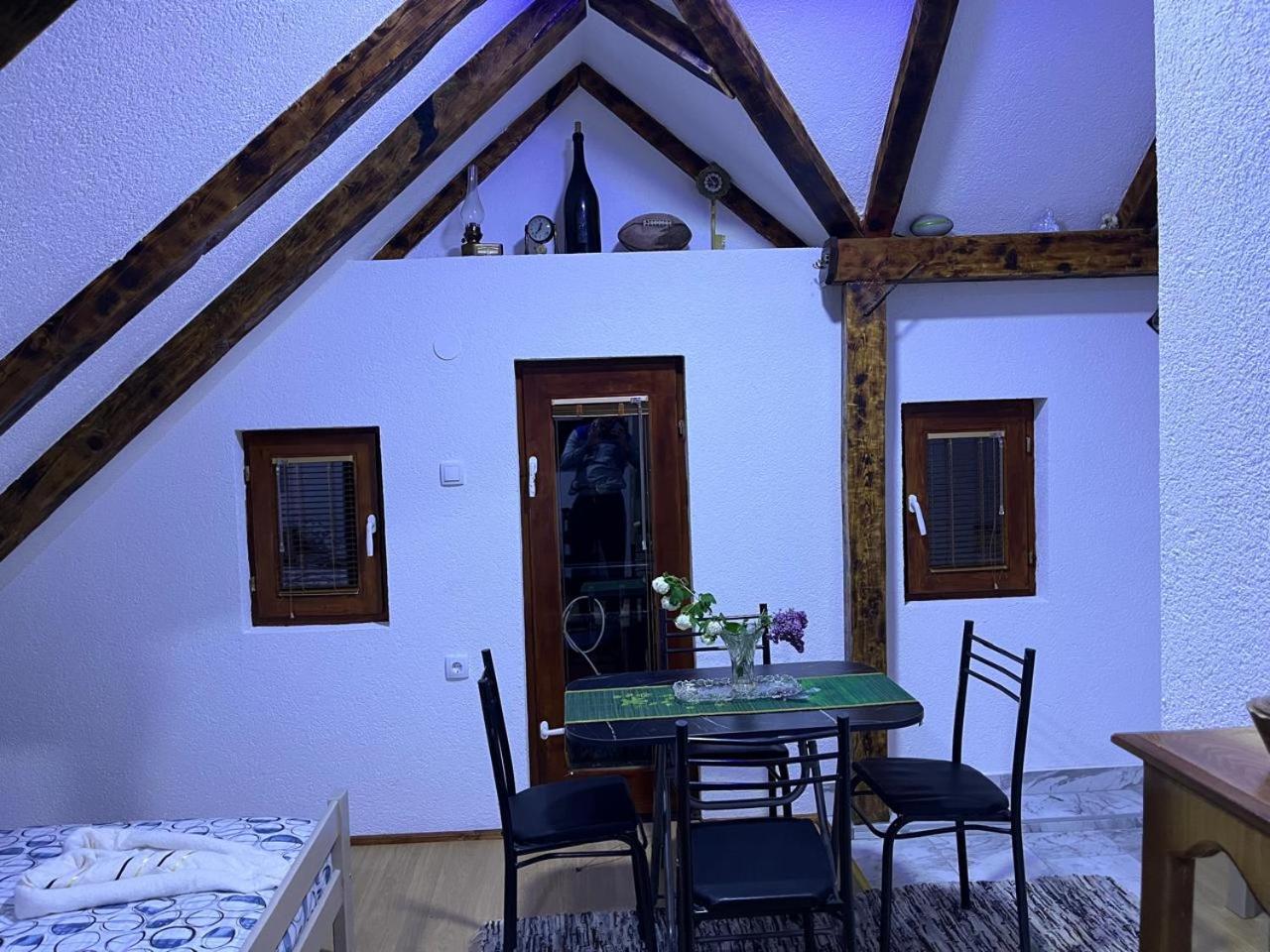 NINA Apartmani