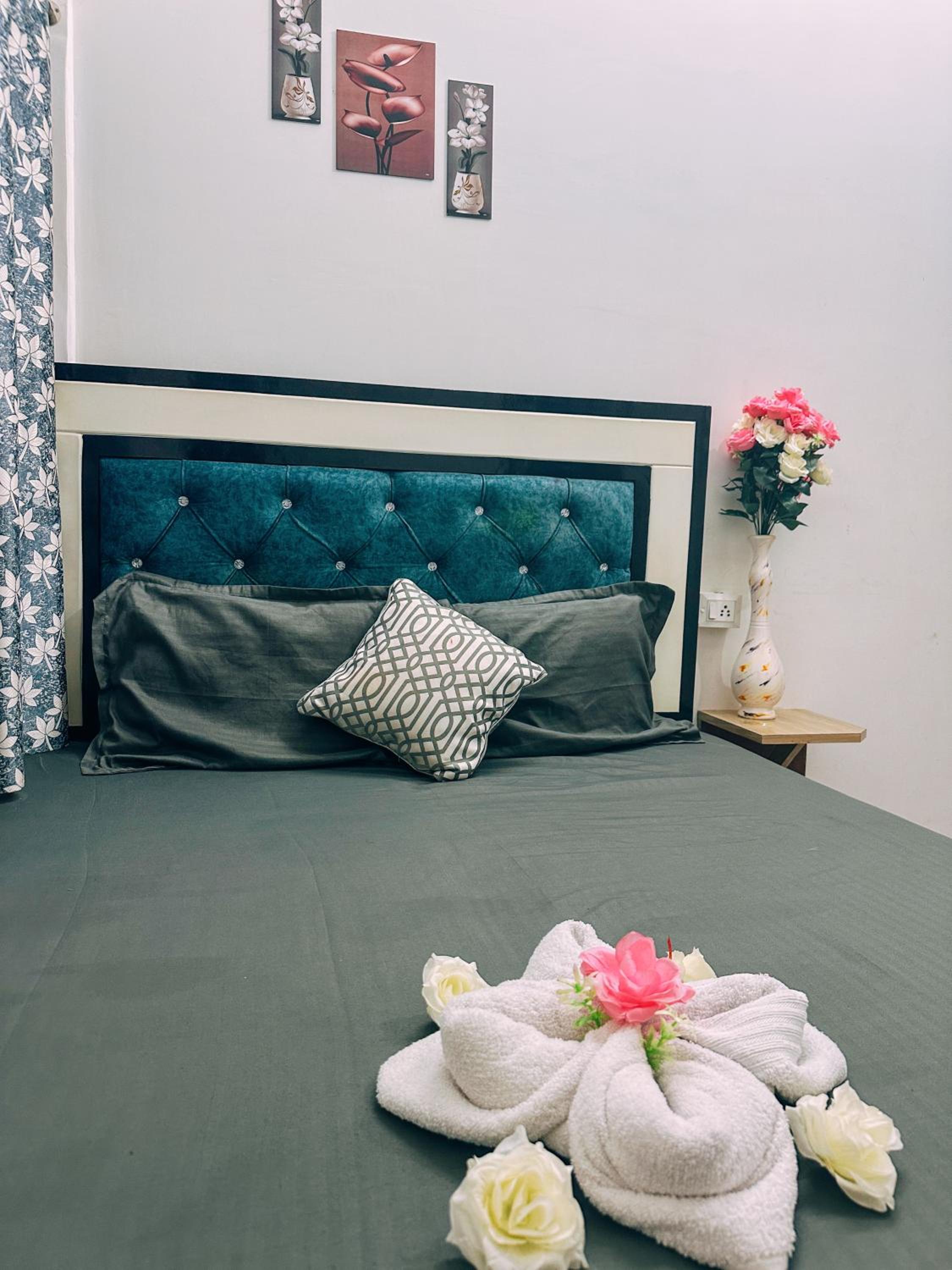 Shree K.B Guest House view 2