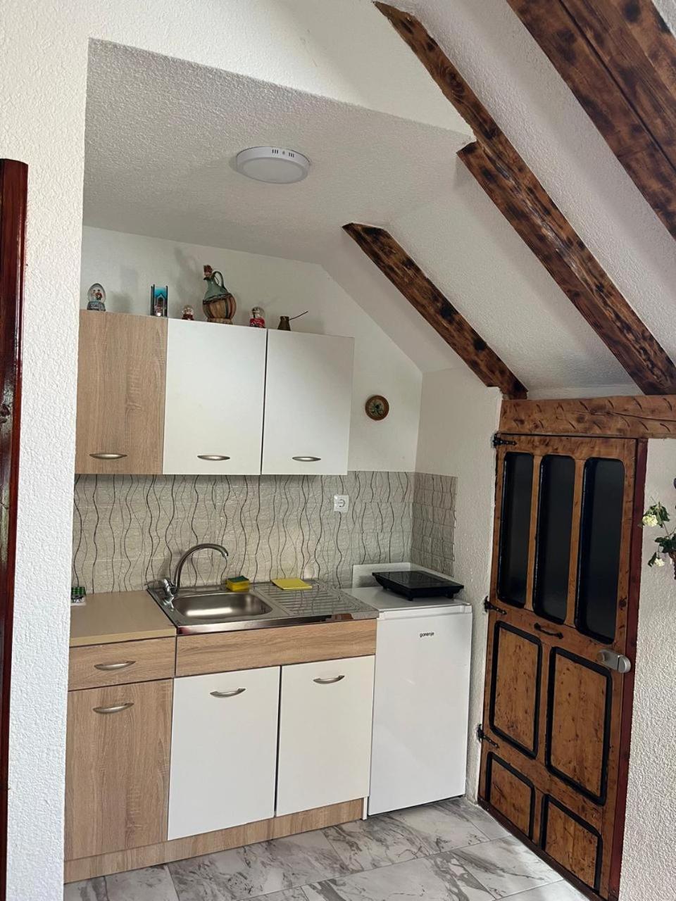 NINA Apartmani