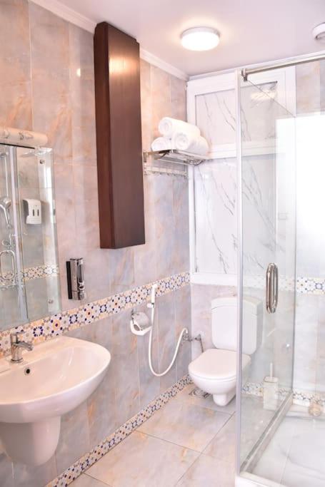 Elegant Arabesque 3BR Apt in Downtown - Mint 7