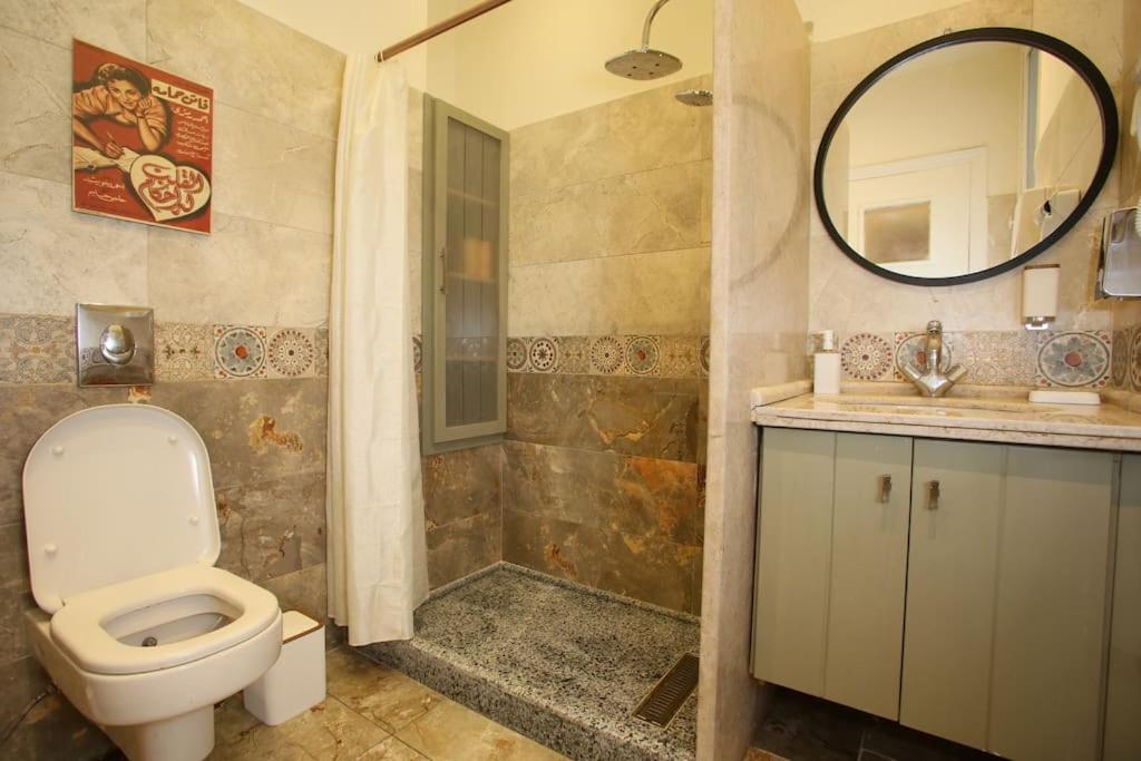 Vintage 2BR Apt in Downtown - Mint 69