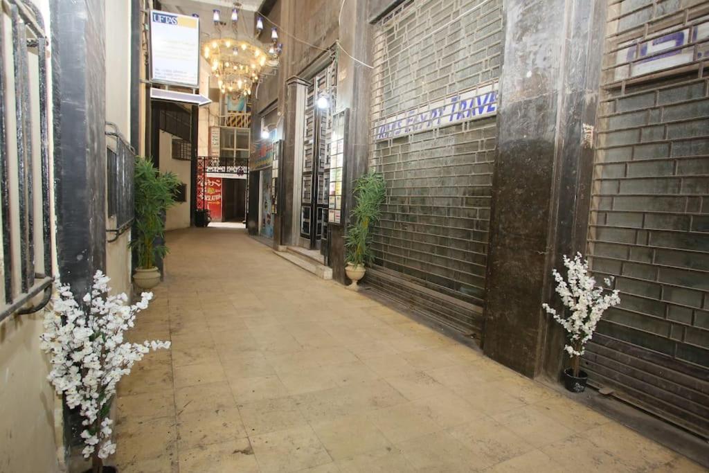 Vintage 2BR Apt in Downtown - Mint 69