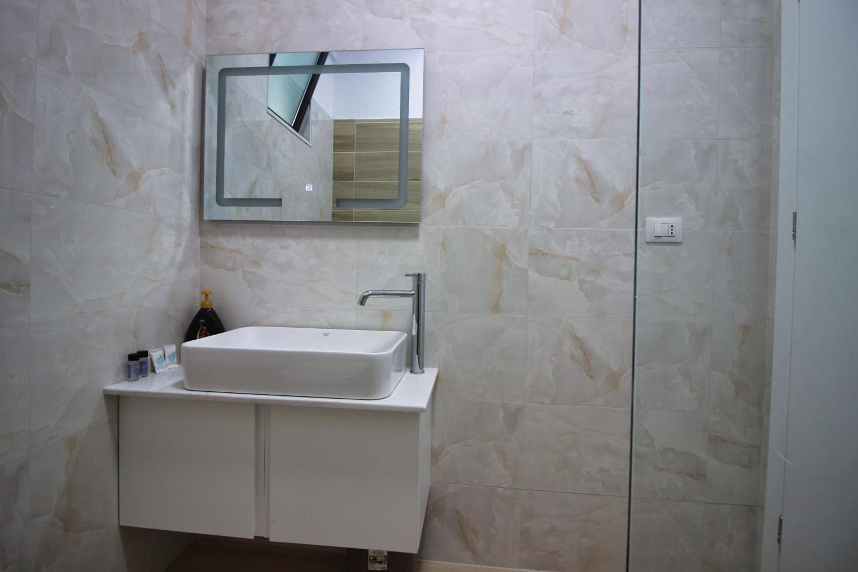 Sidri's appartment