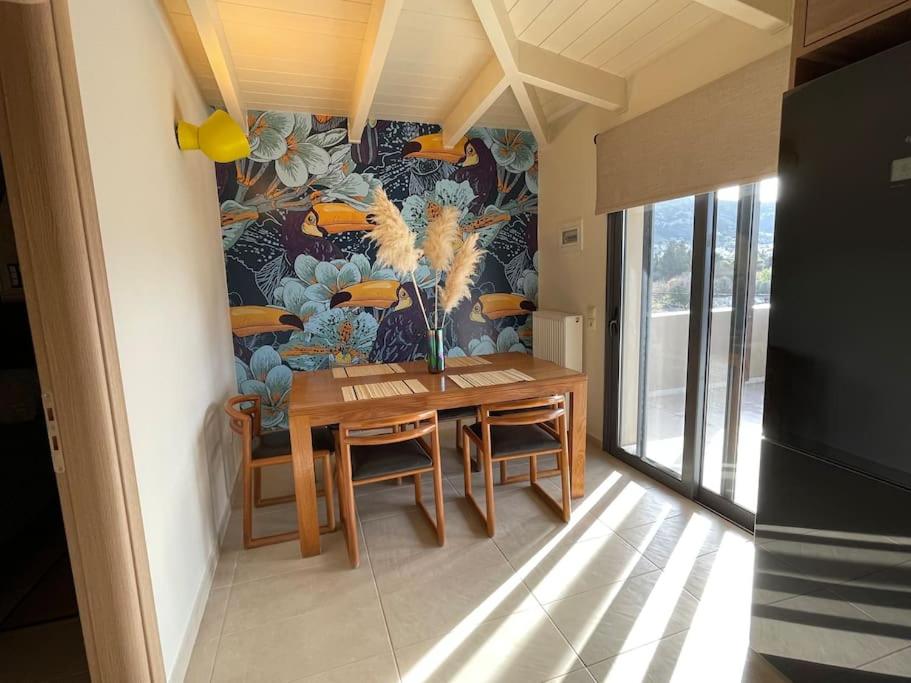 Porto - luxury penthouse, pool, walk to the beach view 3
