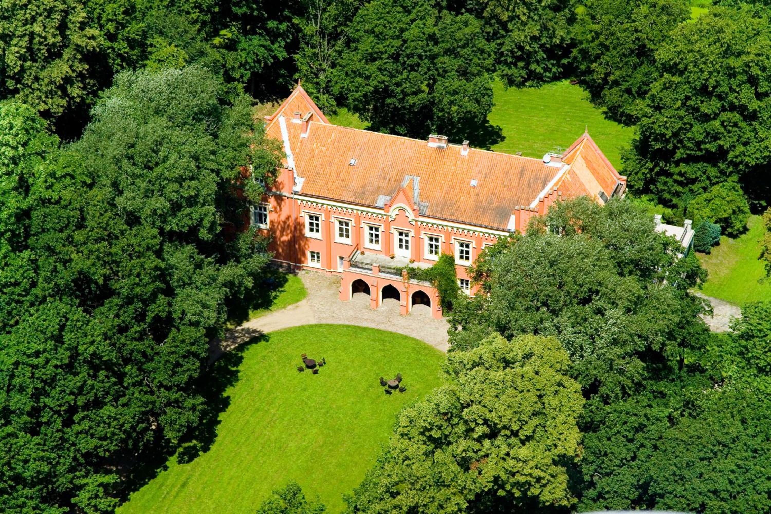 Zamek Rynkówka view 5