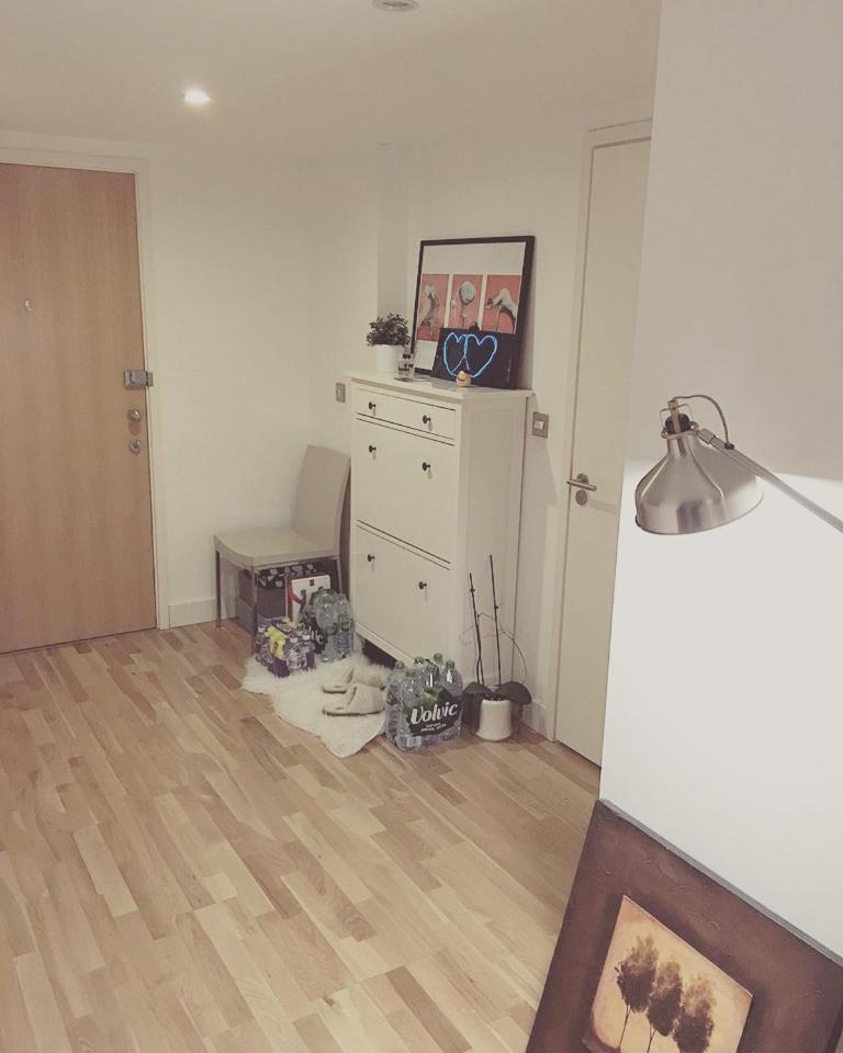 Modern 1 bed apartment at heart of Canary Wharf