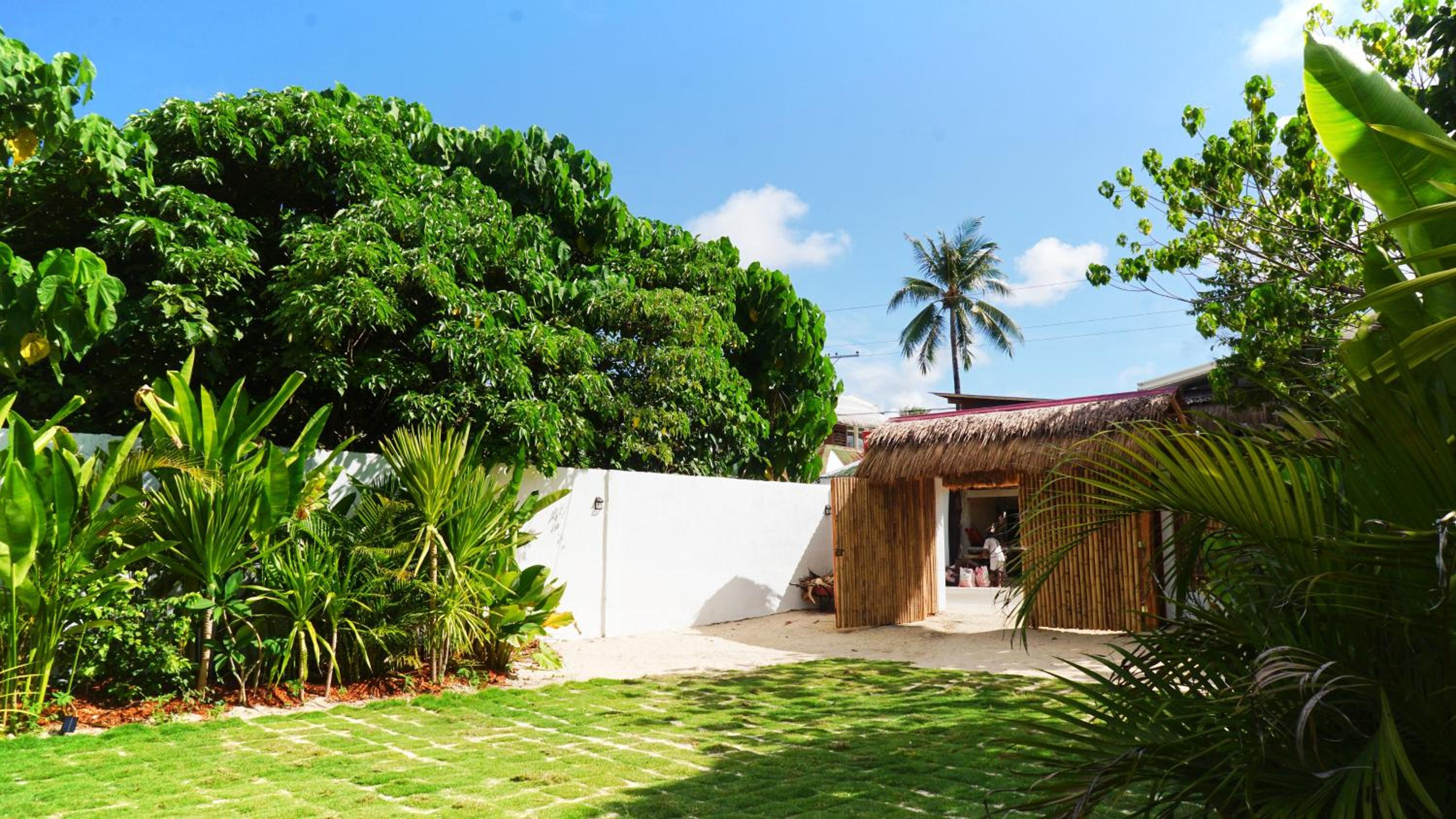 Whipsy Villa view 4