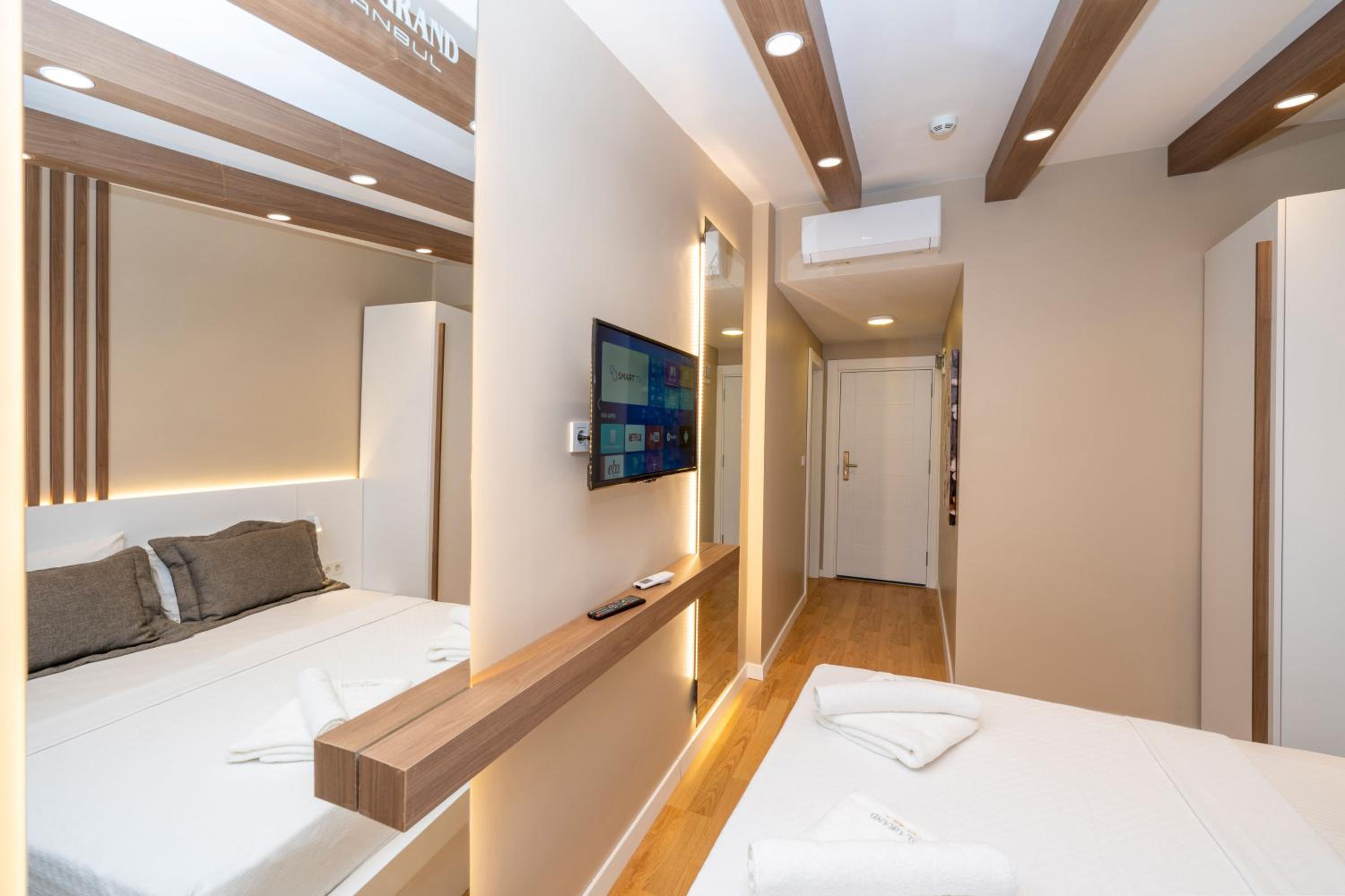 Hotel Grand İstanbul - Image 23