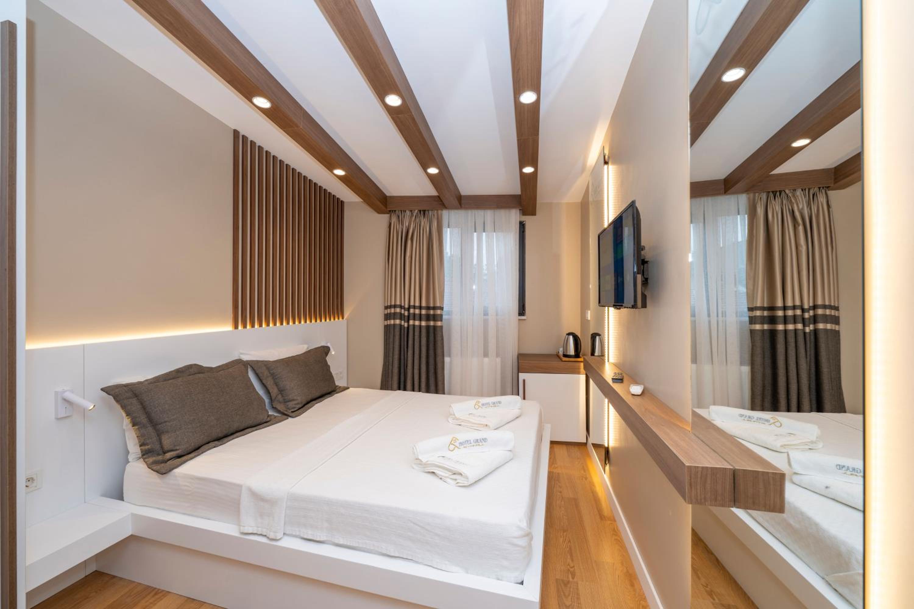 Hotel Grand İstanbul - Image 42