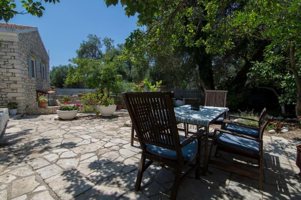 villa Thodoros sleeps 6 view 3