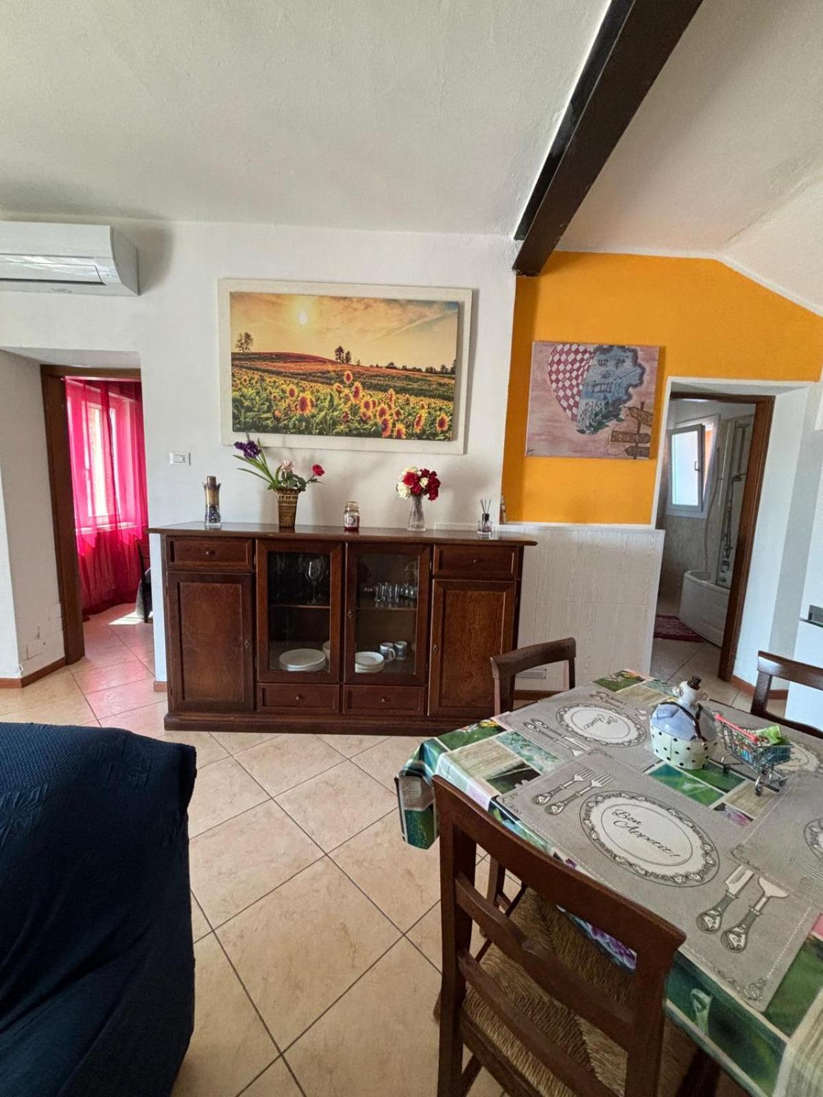 Casa Domus Oppiorum view 2