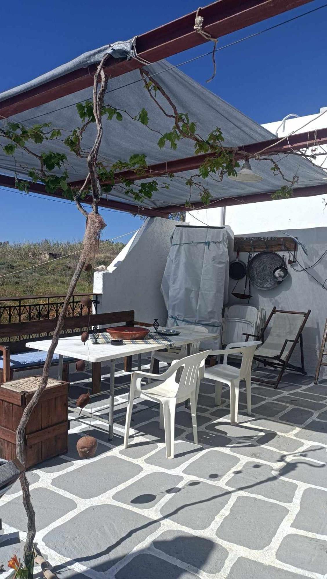 Smaragda home
