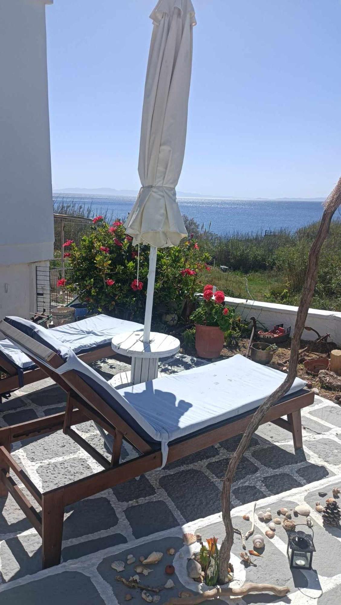 Smaragda home