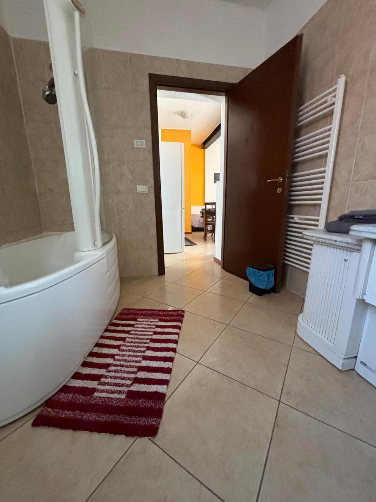 Casa Domus Oppiorum view 4