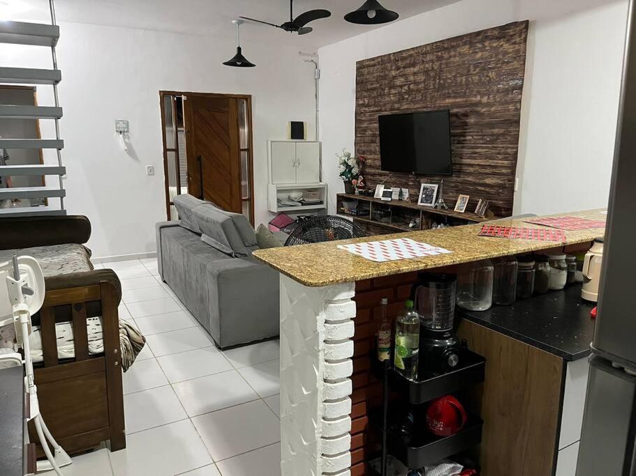 Casa familiar com piscina